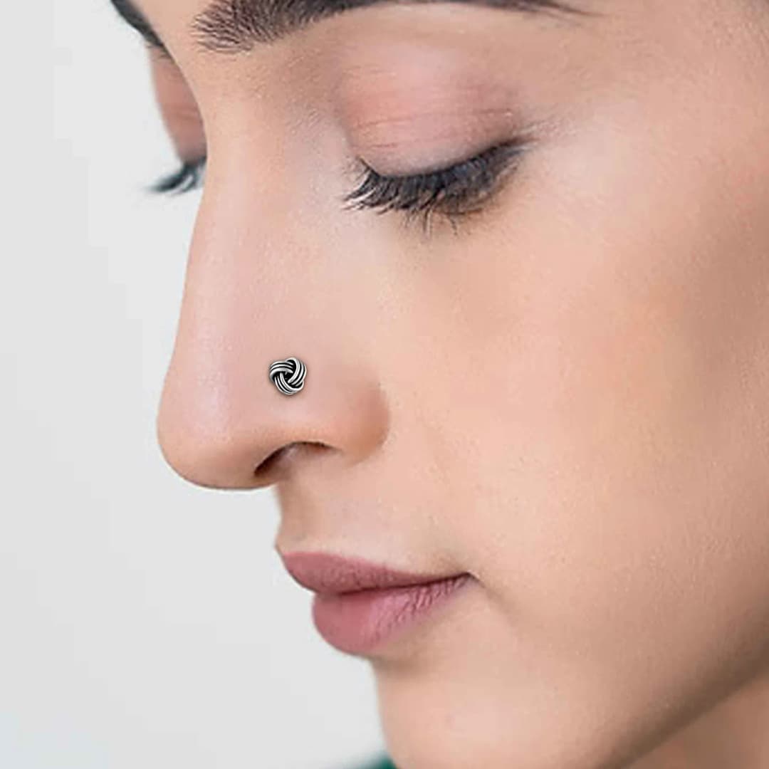 Subtle Charm Silver Nose Pin