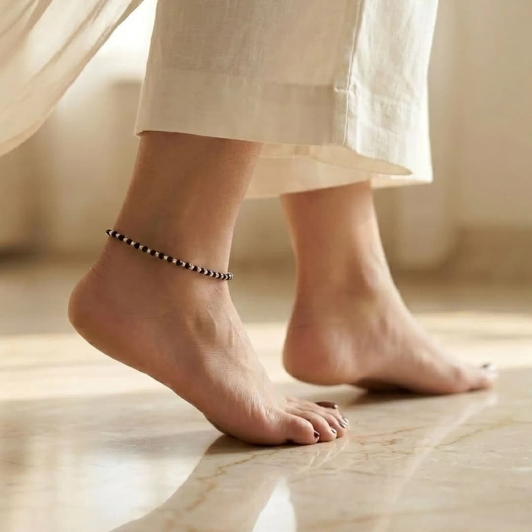 Black Beads Silver Anklet