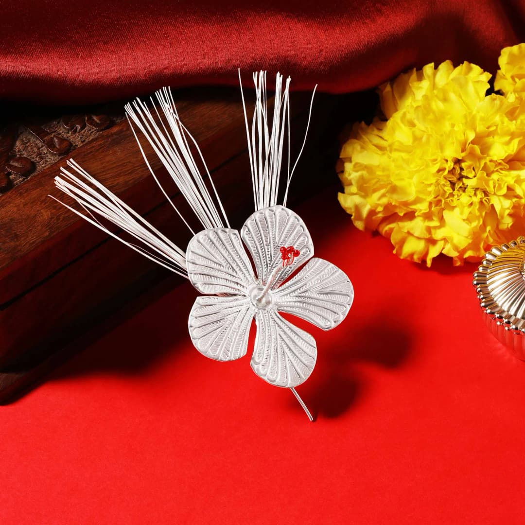 Peacock Feather and Silver Jaswand Flower Ganpati Set
